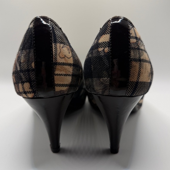 Steve Madden Bezel Plaid Block Heels - Picture 5 of 12